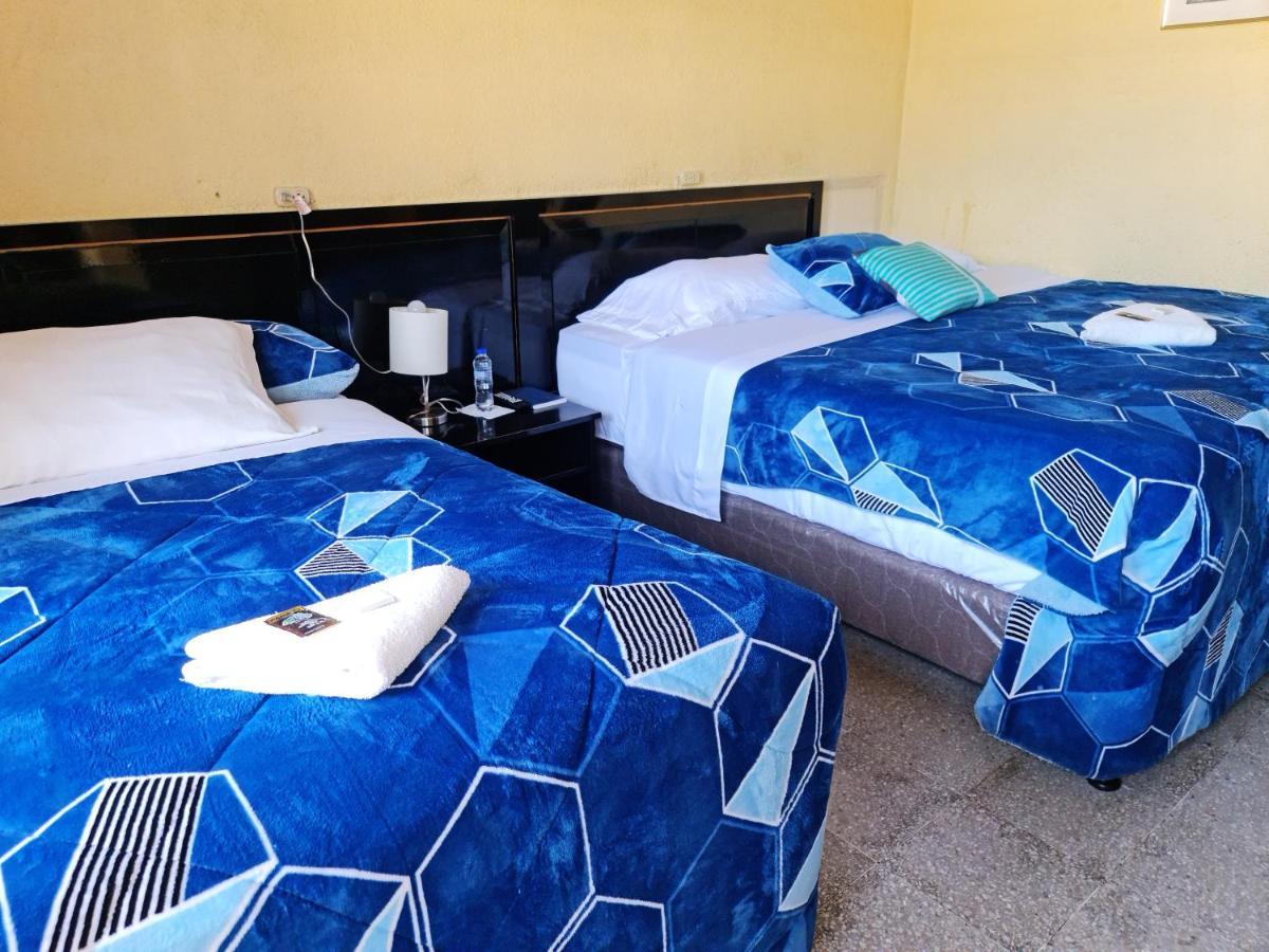 Hotel Kasa Kamelot Las Rosas Реталулеу Екстер'єр фото